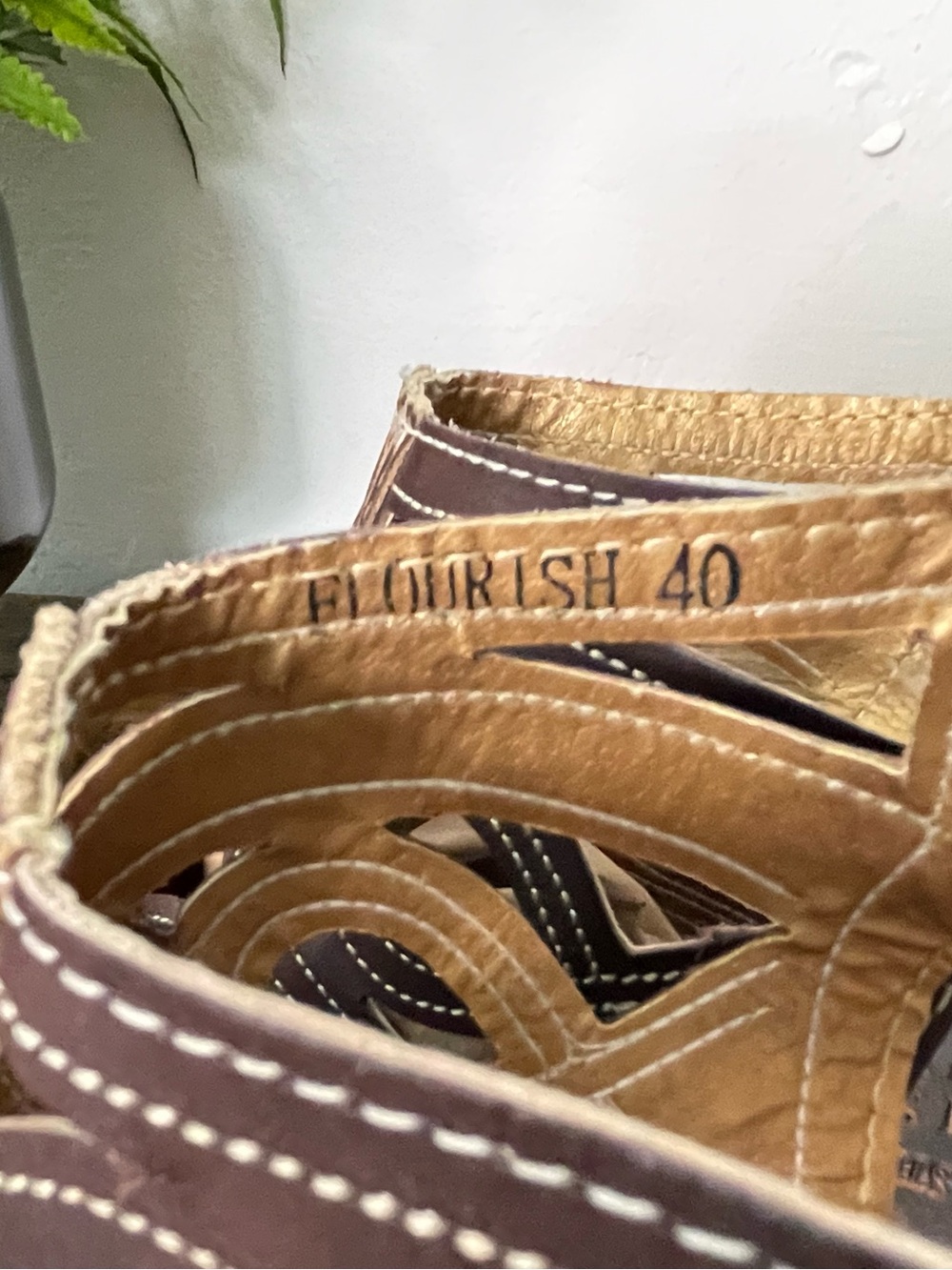 L’artiste Flourish gladiator brown cutout Leather Sandals EU 40, US 9.5 - Picture 7 of 7